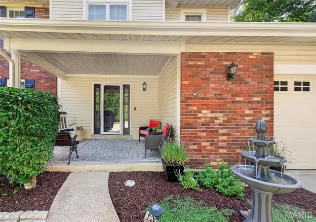 Photo 4 of Single family home for sale at 117 Meadow Ridge Ct, Saint Peters, MO 63376 | MLS# MIS26066706 | Listing updated on 2026-10-20