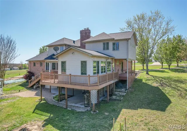 Photo 3 of Single family home for sale at 14114 Christy Ln, Poplar Bluff, MO 63901 | MLS# MIS26066707 | Listing updated on 2026-10-16