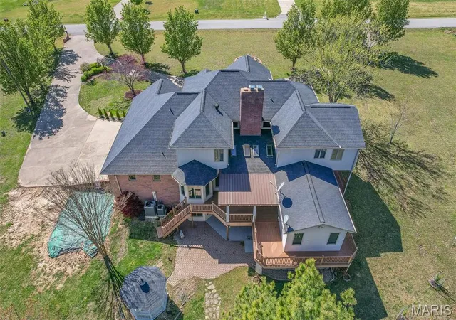 Photo 4 of Single family home for sale at 14114 Christy Ln, Poplar Bluff, MO 63901 | MLS# MIS26066707 | Listing updated on 2026-10-16