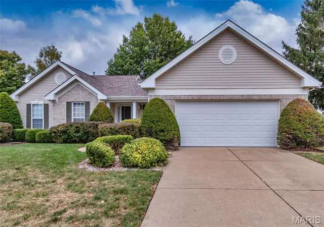 Photo 1 of Single family home for sale at 1336 Westbend Dr, O Fallon, MO 63368 | MLS# MIS26066716 | Listing updated on 2026-10-19