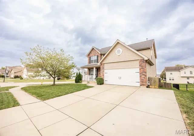 Photo 2 of Single family home for sale at 3029 Harvest Meadow Dr, Belleville, IL 62221 | MLS# MIS26066720 | Listing updated on 2026-10-22