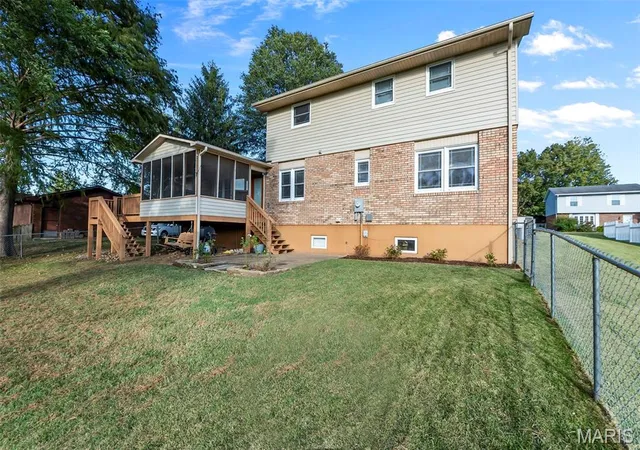 Photo 4 of Single family home for sale at 2213 Kent Dr, Cape Girardeau, MO 63701 | MLS# MIS26066723 | Listing updated on 2026-10-19