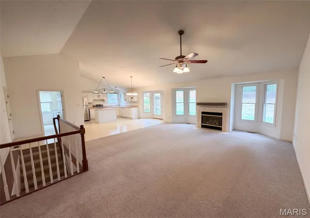 Photo 2 of Single family home for sale at 701 Garden Bounty Dr, Saint Peters, MO 63376 | MLS# MIS26066726 | Listing updated on 2026-10-16