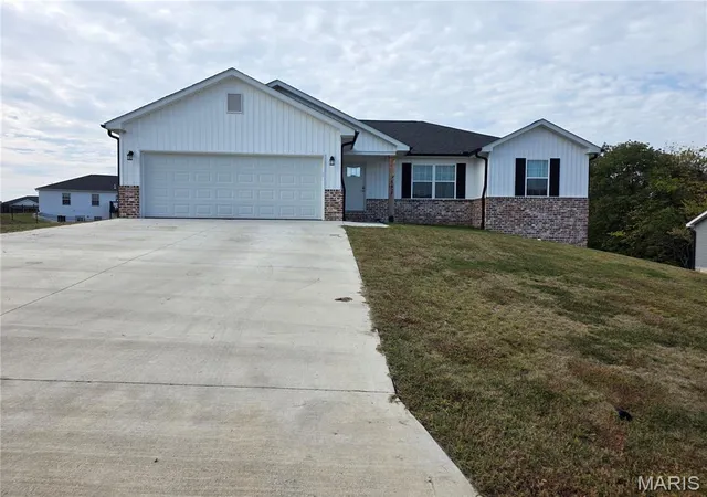 Single family home for sale at 582 Wentworth Dr, Jackson, MO 63755 | MLS# MIS26066730 | Listing updated on 2026-10-20