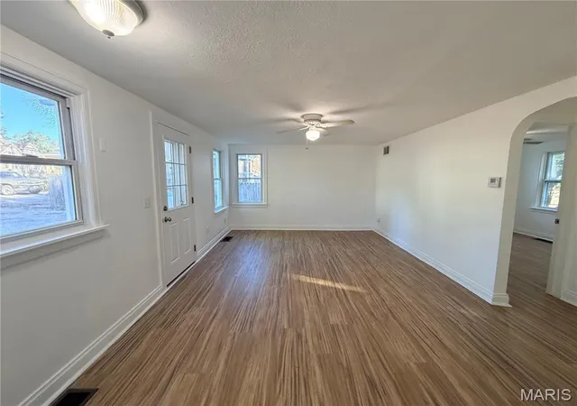 Photo 4 of Single family home for sale at 720 S Clark St, Mexico, MO 65265 | MLS# MIS26066731 | Listing updated on 2026-10-16