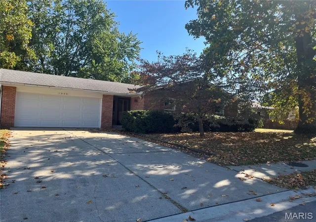 Photo 1 of Single family home for sale at 1008 Nancy Dr, O'fallon, IL 62269 | MLS# MIS26066736 | Listing updated on 2026-10-16