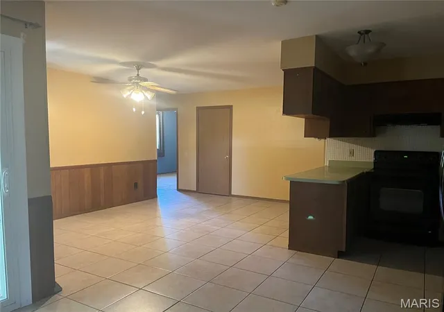 Photo 2 of Single family home for sale at 1008 Nancy Dr, O'fallon, IL 62269 | MLS# MIS26066736 | Listing updated on 2026-10-16