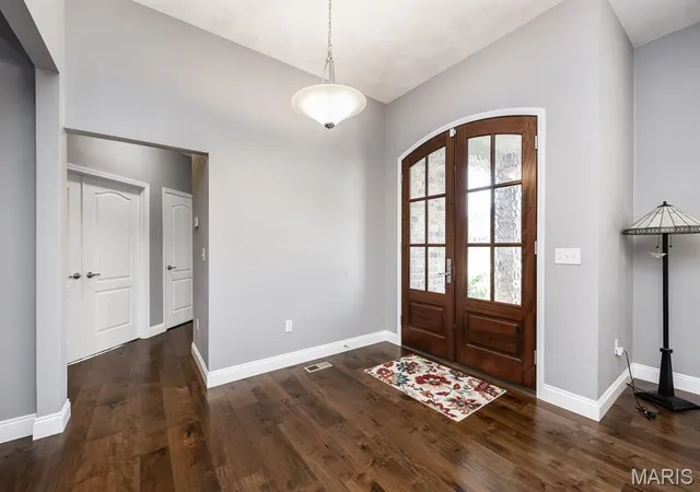 Photo 3 of Single family home for sale at 409 Willow Bnd Ln, O Fallon, IL 62269 | MLS# MIS26066739 | Listing updated on 2026-10-20