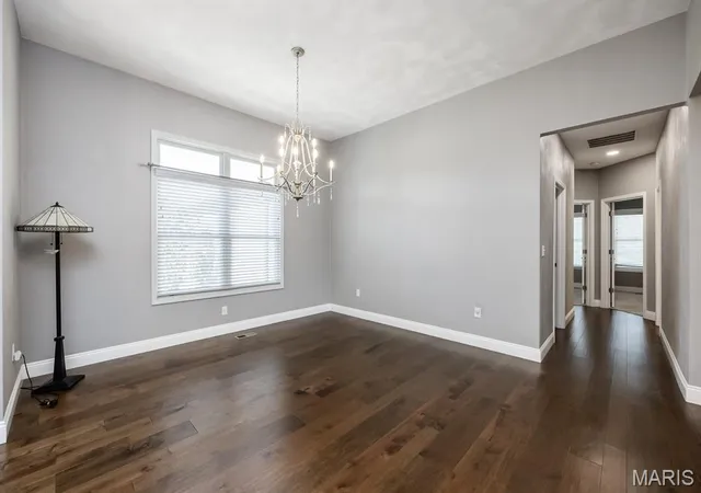 Photo 4 of Single family home for sale at 409 Willow Bnd Ln, O Fallon, IL 62269 | MLS# MIS26066739 | Listing updated on 2026-10-20