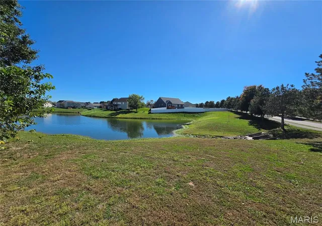 Photo 2 of Single family home for sale at 2040 Reserve Walk Way, Belleville, IL 62220 | MLS# MIS26066741 | Listing updated on 2026-10-20