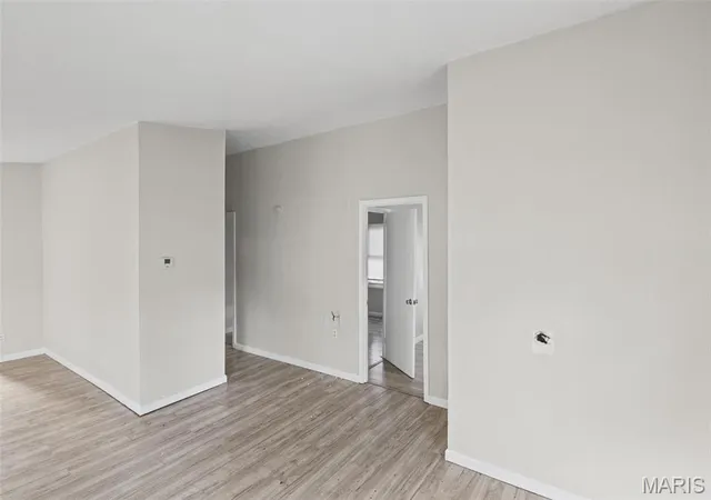 Photo 3 of Single family home for sale at 2309 Elm Ave, Granite City, IL 62040 | MLS# MIS26066742 | Listing updated on 2026-10-16