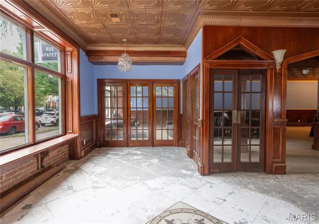 Photo 2 of Multi family home for sale at 2024 Lafayette Ave, Saint Louis, MO 63104 | MLS# MIS26066743 | Listing updated on 2026-10-28