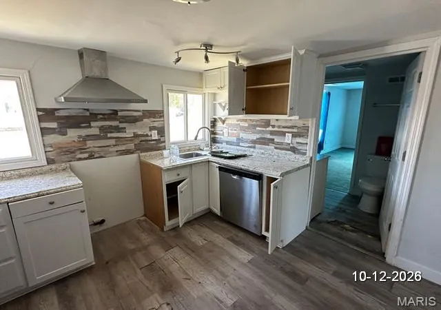 Photo 4 of Single family home for sale at 1202 W Locust St, Bowling Green, MO 63334 | MLS# MIS26066755 | Listing updated on 2026-10-16