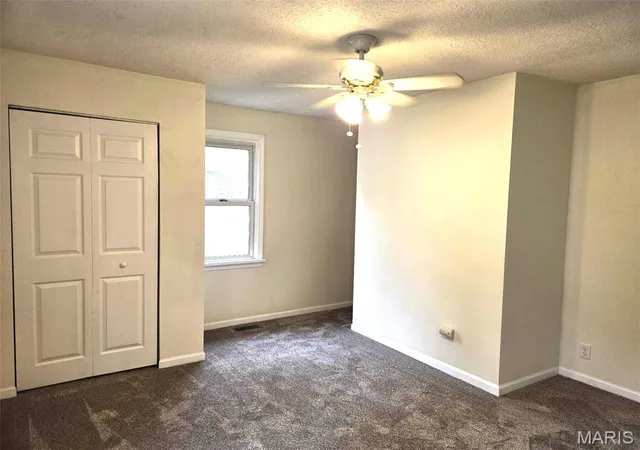 Photo 4 of Single family home for sale at 1510 Ridge St, Carlyle, IL 62231 | MLS# MIS26066756 | Listing updated on 2026-10-17