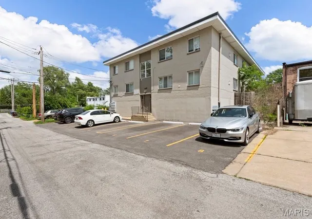 Photo 3 of Multi family home for sale at 3119 Morganford Rd, Saint Louis, MO 63116 | MLS# MIS26066780 | Listing updated on 2026-10-16