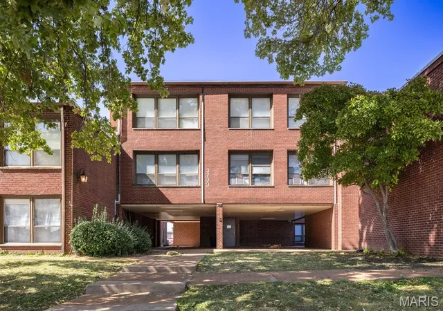 Photo 1 of Multi family home for sale at 3725 41 Morganford Rd, Saint Louis, MO 63116 | MLS# MIS26066809 | Listing updated on 2026-10-16