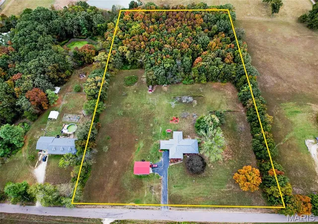 Photo 3 of Single family home for sale at 10680 County Rd 5280, Rolla, MO 65401 | MLS# MIS26066810 | Listing updated on 2026-10-20