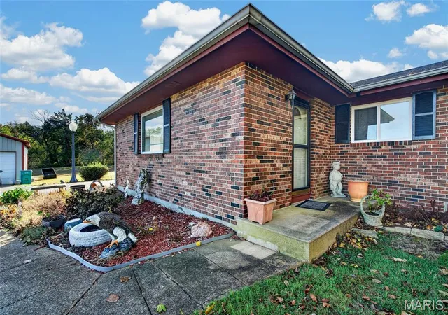 Photo 4 of Single family home for sale at 10680 County Rd 5280, Rolla, MO 65401 | MLS# MIS26066810 | Listing updated on 2026-10-20