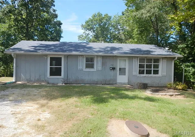 Photo 1 of Sale Pending at 1503 Monroe St, Fulton, MO 65251 | MLS# MIS26066815 | Listing updated on 2026-10-29