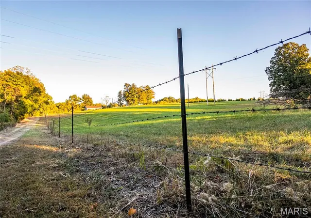Photo 4 of House for sale at 2302 Highway 19, Hermann, MO 65041 | MLS# MIS26066816 | Listing updated on 2026-10-16