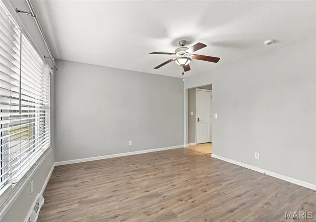 Photo 3 of Single family home for sale at 55 Country Pl Ln, Granite City, IL 62040 | MLS# MIS26066828 | Listing updated on 2026-10-22
