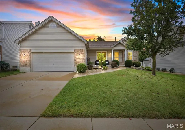 Single family home for sale at 1669 Summit Ter Ct, Fenton, MO 63026 | MLS# MIS26066865