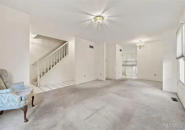 Photo 1 of Single family home for sale at 283 Caroline Ave, Saint Louis, MO 63122 | MLS# MIS26066876 | Listing updated on 2026-10-23