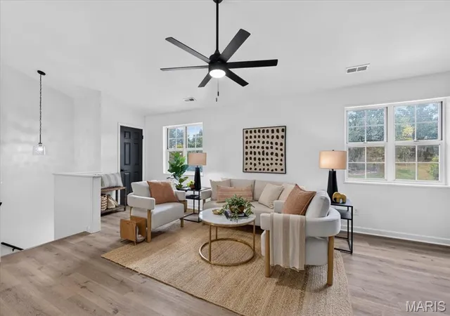 Photo 2 of Condo for sale at 8905 Wrenwood Ln, Saint Louis, MO 63144 | MLS# MIS26066877 | Listing updated on 2026-10-26