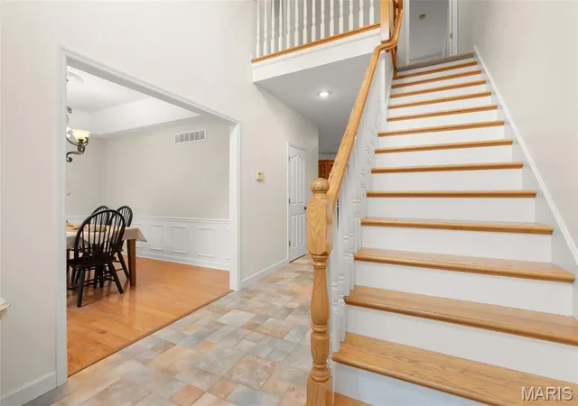 Photo 2 of Single family home for sale at 8 Riverchase Dr, Union, MO 63084 | MLS# MIS26066878 | Listing updated on 2026-10-20