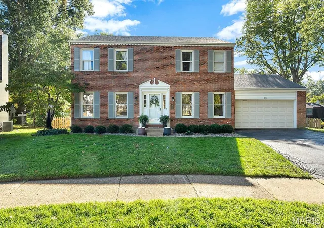 Single family home for sale at 2358 Sportsmen Hl Dr, Chesterfield, MO 63017 | MLS# MIS26066881