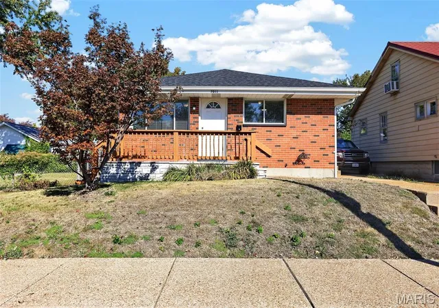 Photo 1 of Single family home for sale at 7011 Lansdowne Ave, Saint Louis, MO 63109 | MLS# MIS26066902 | Listing updated on 2026-10-28