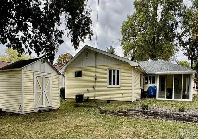 Photo 1 of Single family home for sale at 502 Shannon Dr, Greenville, IL 62246 | MLS# MIS26066908 | Listing updated on 2026-10-19