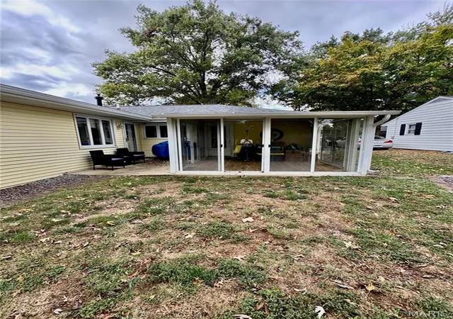 Photo 2 of Single family home for sale at 502 Shannon Dr, Greenville, IL 62246 | MLS# MIS26066908 | Listing updated on 2026-10-19