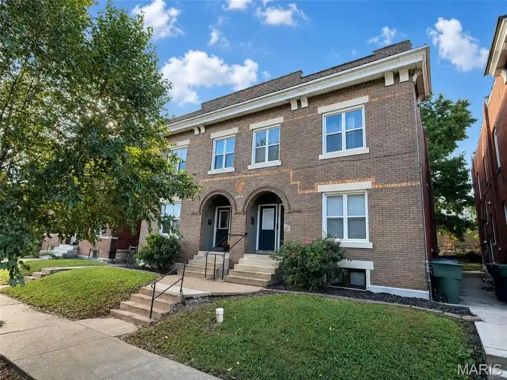 Photo 2 of Multi family home for sale at 3004 3006 Henrietta St, Saint Louis, MO 63104 | MLS# MIS26066911 | Listing updated on 2026-10-24