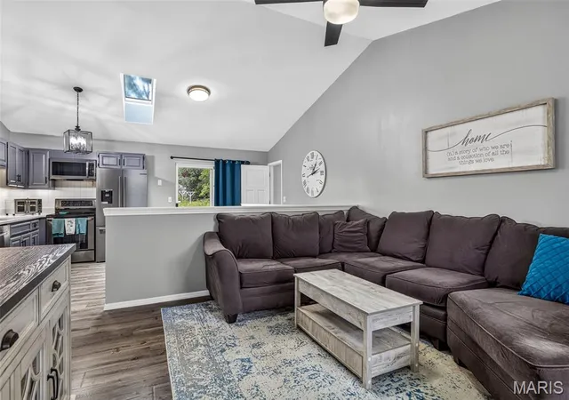 Photo 3 of Single family home for sale at 37 Royal Oaks Dr, O Fallon, MO 63366 | MLS# MIS26066912 | Listing updated on 2026-10-21