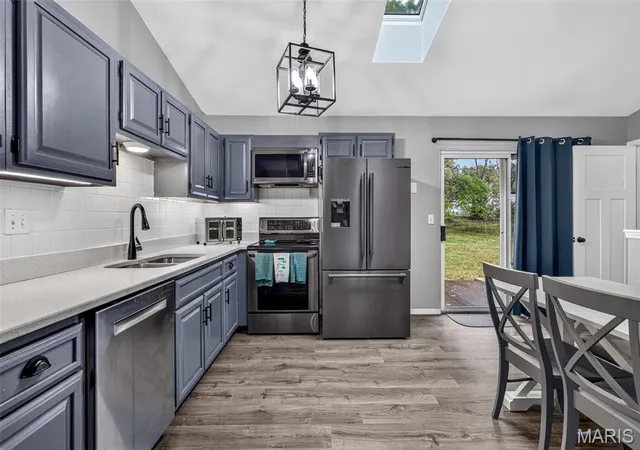 Photo 4 of Single family home for sale at 37 Royal Oaks Dr, O Fallon, MO 63366 | MLS# MIS26066912 | Listing updated on 2026-10-21