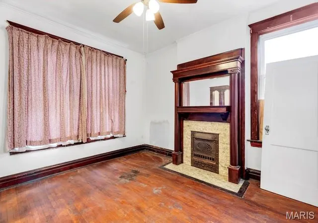 Photo 3 of Single family home for sale at 8209 Saint Charles Ln, Saint Louis, MO 63114 | MLS# MIS26066922 | Listing updated on 2026-10-26
