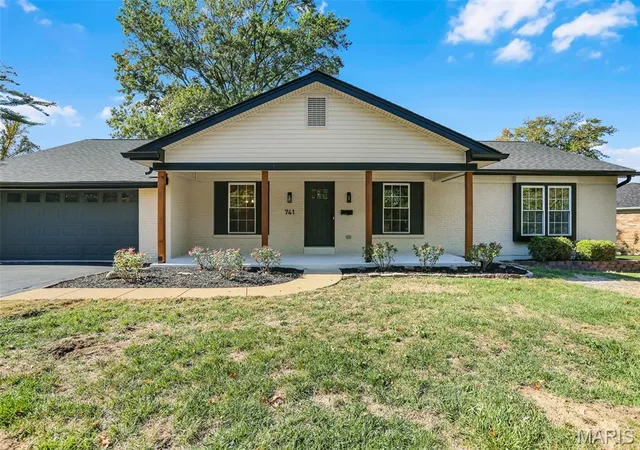 Photo 3 of Single family home for sale at 741 Dougherty Pl, Saint Louis, MO 63122 | MLS# MIS26066928 | Listing updated on 2026-10-22