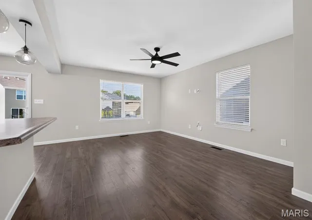 Photo 2 of Single family home for sale at 511 Rolling Meadow Dr, Eureka, MO 63025 | MLS# MIS26066933 | Listing updated on 2026-10-20