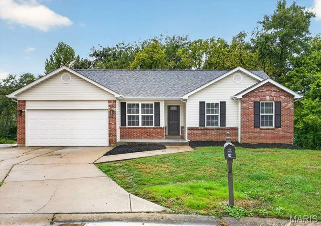 Photo 1 of Single family home for sale at 123 Glen Meadows Dr, Troy, MO 63379 | MLS# MIS26066942 | Listing updated on 2026-10-19