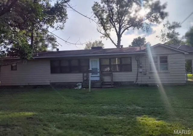 Photo 3 of Single family home for sale at 406 Washington St, Malden, MO 63863 | MLS# MIS26066957 | Listing updated on 2026-10-18