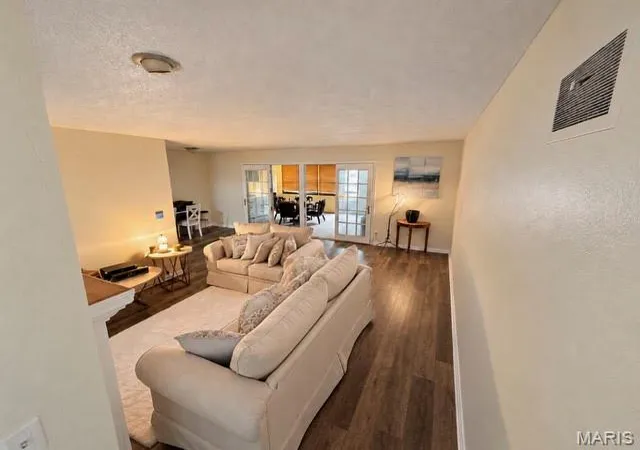 Photo 4 of Single family home for sale at 406 Washington St, Malden, MO 63863 | MLS# MIS26066957 | Listing updated on 2026-10-18