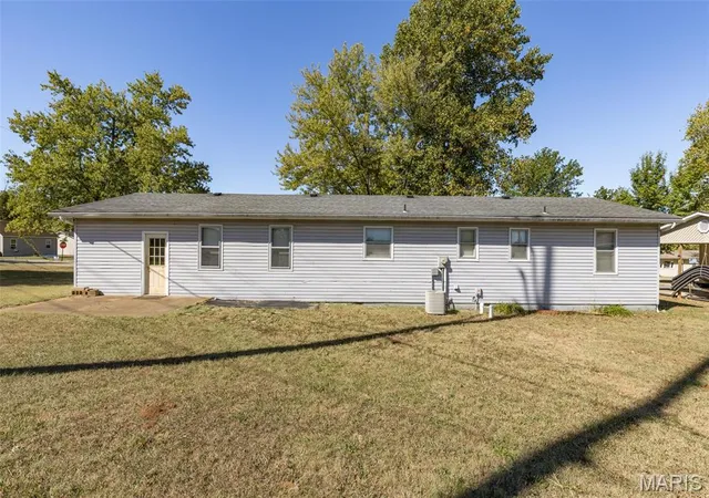 Photo 3 of Single family home for sale at 703 1st Street, Park Hills, MO 63601 | MLS# MIS26066961 | Listing updated on 2026-10-28
