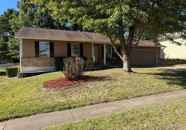 Photo 1 of Sale Pending at 6344 Star Buck Dr, O Fallon, MO 63368 | MLS# MIS26066980 | Listing updated on 2026-10-28