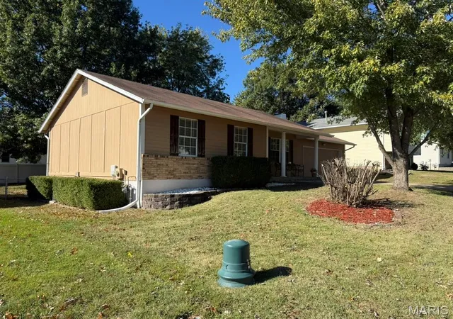 Photo 4 of Sale Pending at 6344 Star Buck Dr, O Fallon, MO 63368 | MLS# MIS26066980 | Listing updated on 2026-10-28