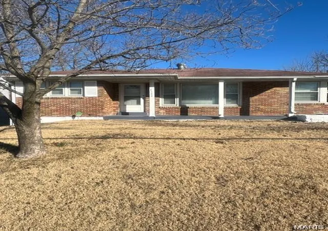 Single family home for sale at 6144 Evergreen Blvd, Saint Louis, MO 63134 | MLS# MIS26066989