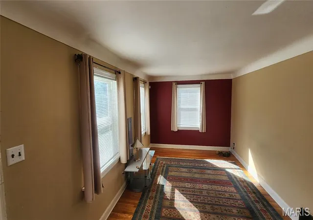 Photo 2 of Single family home for sale at 37 N Marguerite Ave, Saint Louis, MO 63135 | MLS# MIS26066998 | Listing updated on 2026-10-23