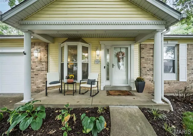 Photo 3 of Single family home for sale at 3049 Arrowhead Point Dr, Saint Louis, MO 63129 | MLS# MIS26067003 | Listing updated on 2026-10-22