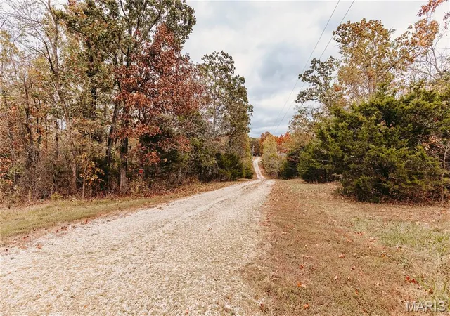 Photo 2 of Single family home for sale at 11550 Cherry Rd, Dixon, MO 65459 | MLS# MIS26067004 | Listing updated on 2026-10-22