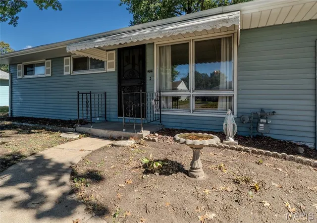 Photo 3 of Single family home for sale at 2932 Wayne Ave, Granite City, IL 62040 | MLS# MIS26067005 | Listing updated on 2026-10-19